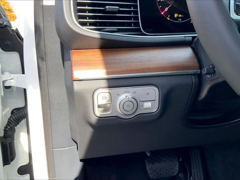 Certified 2025 Mercedes-Benz GLE 350 4MATIC image 12