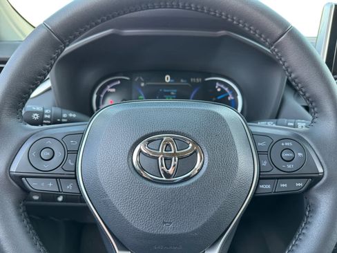 Used 2024 Toyota RAV4 AWD Hybrid w/ Weather Package image 18