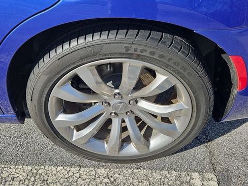 Used 2019 Chrysler 300 Touring w/ Chrome Appearance Package image 15