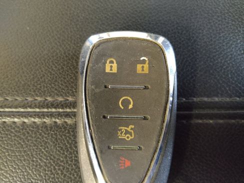 Used 2023 Chevrolet Malibu LT FWD image 32
