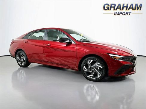 Certified 2025 Hyundai Elantra Sport w/ Cargo Package FWD image 1