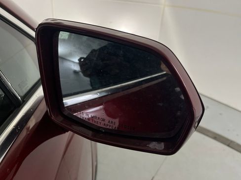 Used 2018 Cadillac XT5 Luxury image 38