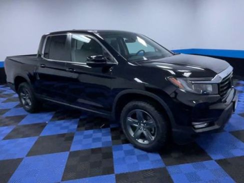 Used 2023 Honda Ridgeline RTL image 2