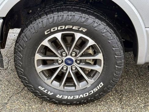 Used 2020 Ford F150 XLT w/ Equipment Group 302A Luxury AWD/4WD image 8
