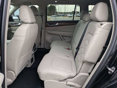 New 2026 Volkswagen Atlas SE FWD image 16