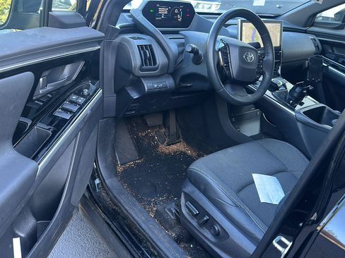 Used 2024 Toyota bZ4X AWD w/ Weather Package image 6