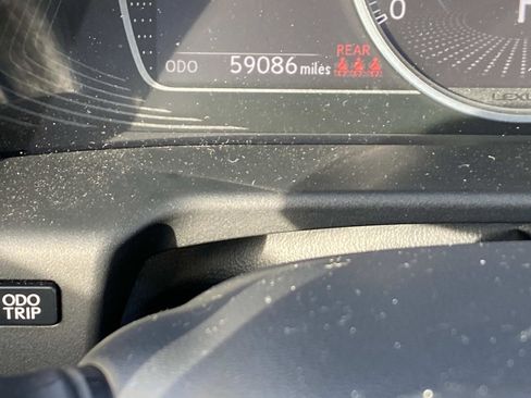 Used 2020 Lexus ES 350 w/ Luxury Package image 29