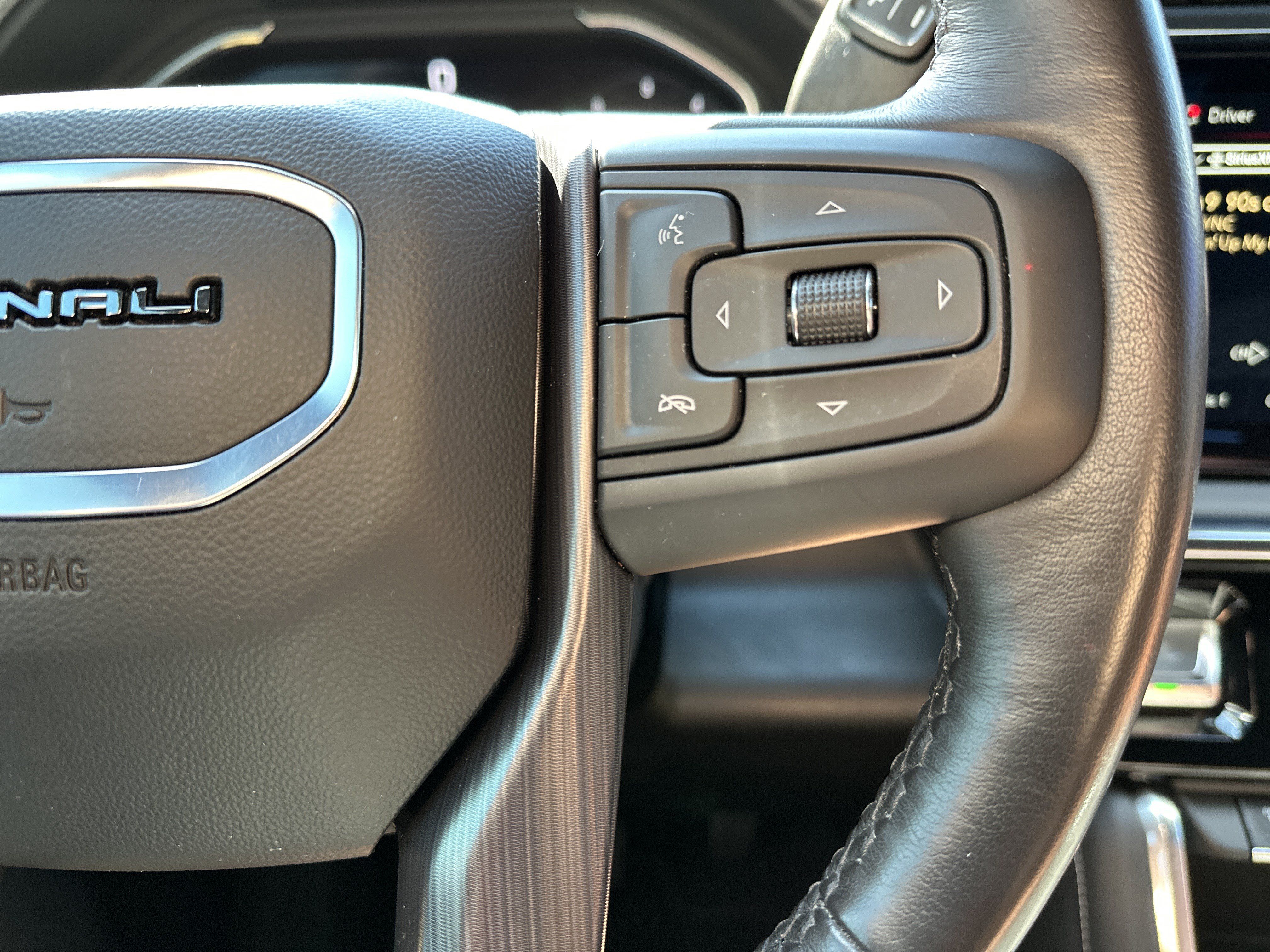 Used 2025 GMC Sierra 2500 Denali Ultimate AWD/4WD image 19