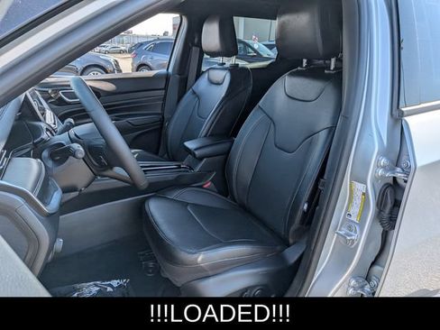 Used 2024 Jeep Compass Limited w/ High Altitude Package AWD/4WD image 13
