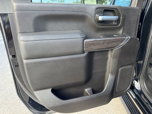 Used 2022 Chevrolet Silverado 3500 LTZ w/ LTZ Premium Package image 36