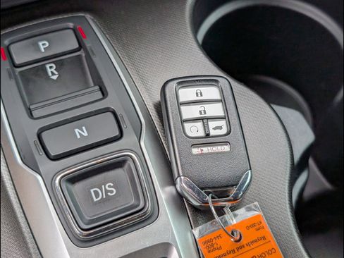Certified 2022 Honda Pilot TrailSport image 17