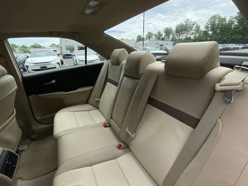 Used 2013 Toyota Camry XLE w/ Leather Pkg FWD image 26