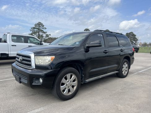 Used 2008 Toyota Sequoia SR5 image 4
