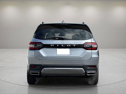 New 2026 Honda Pilot EX-L image 4