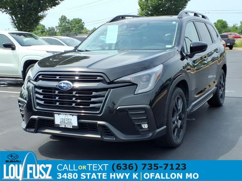 Used 2024 Subaru Ascent Onyx Edition AWD/4WD image 2