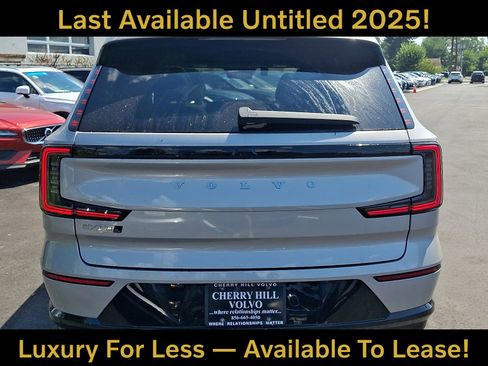 Certified 2025 Volvo EX90 Ultra AWD/4WD image 5