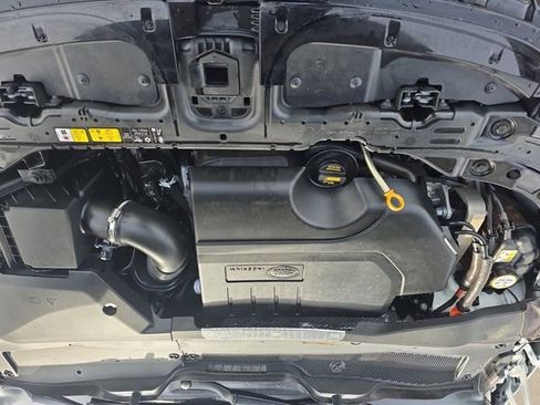 Used 2020 Land Rover Range Rover Evoque SE image 26