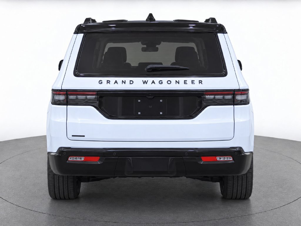 Used 2023 Jeep Grand Wagoneer Series II AWD/4WD image 9