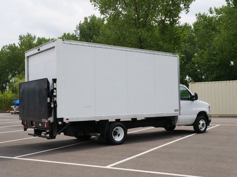 Used 2024 Ford E-450 and Econoline 450 Super Duty w/ Power Windows & Locks Group RWD image 5