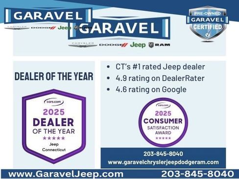 Used 2022 Dodge Challenger SXT w/ Blacktop Package image 11