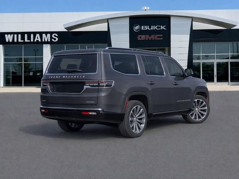Used 2022 Jeep Grand Wagoneer Series II w/ Premium Group II AWD/4WD image 4