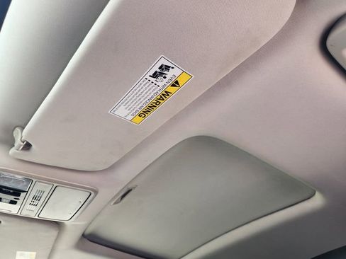 Used 2025 Honda Odyssey EX-L image 25