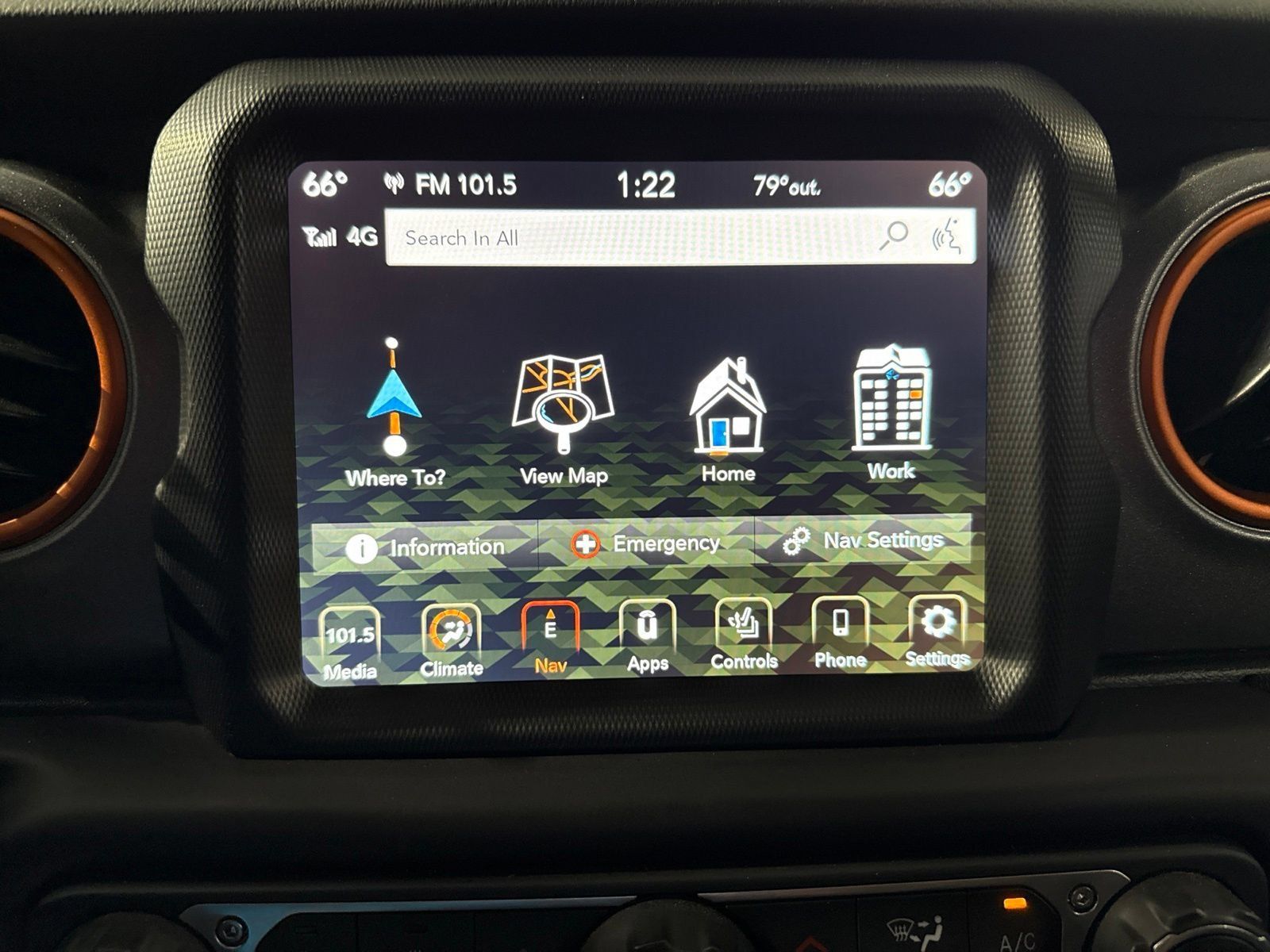 Used 2022 Jeep Gladiator Mojave w/ LED Lighting Group AWD/4WD image 31
