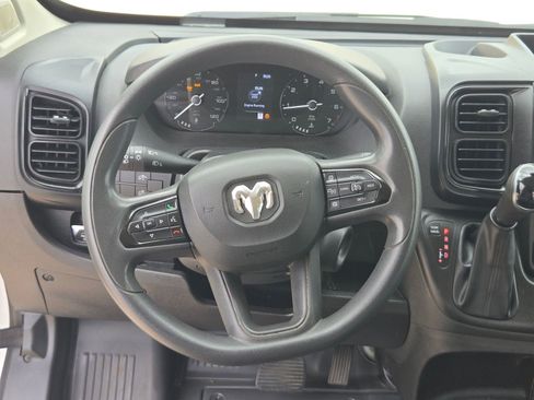 Used 2025 RAM ProMaster 3500 w/ Convenience Group FWD image 15