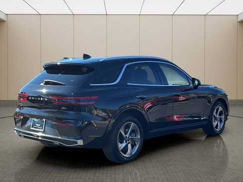 Certified 2026 Genesis GV70 2.5T Advanced image 5