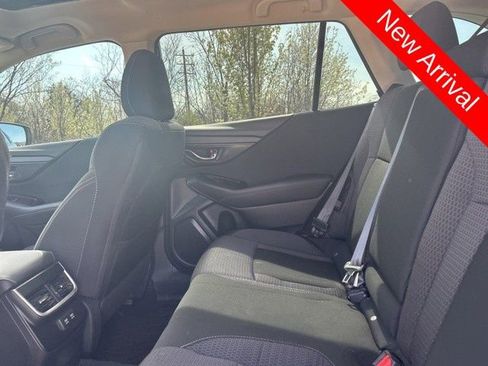 Used 2022 Subaru Outback Premium image 16
