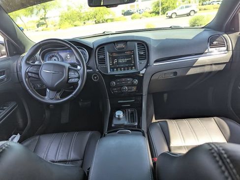 Used 2021 Chrysler 300 S w/ S Model Appearance Package RWD image 14