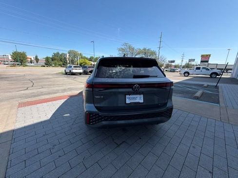 Used 2025 Volkswagen Tiguan SE R-Line AWD/4WD image 14