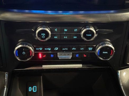 Used 2023 Ford F150 Lariat image 29
