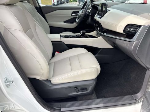 Used 2023 Nissan Rogue SL w/ SL Premium Package AWD/4WD image 18