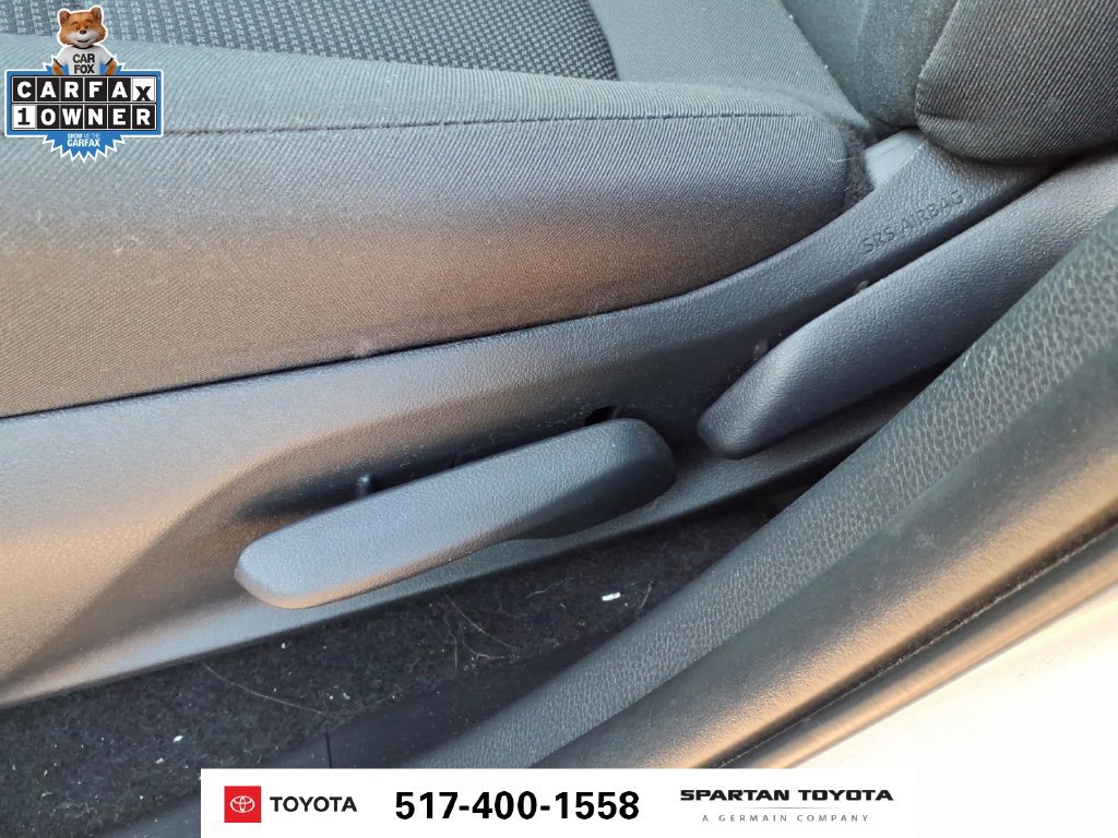 Used 2024 Toyota RAV4 LE AWD/4WD image 16