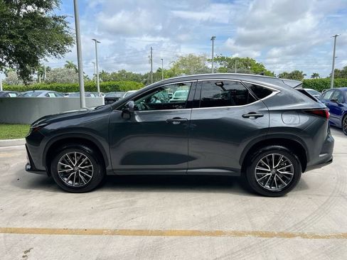 Certified 2025 Lexus NX 250 FWD w/ Accessory Package (Z1) image 4