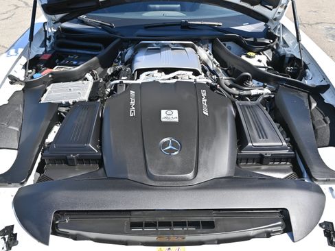 Used 2016 Mercedes-Benz AMG GT S image 34