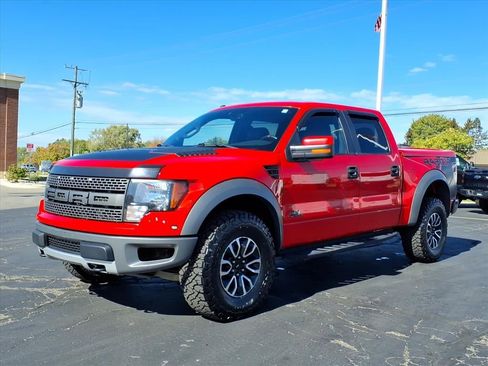 Used 2014 Ford F150 Raptor w/ Exterior Graphics Package image 1