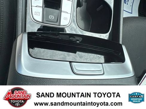 Used 2025 Hyundai Tucson SE FWD image 17