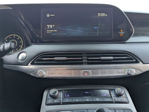 Used 2022 Hyundai Palisade Limited image 19