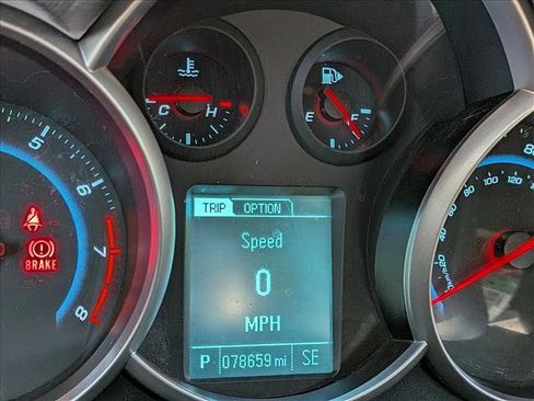 Used 2014 Chevrolet Cruze LT image 5