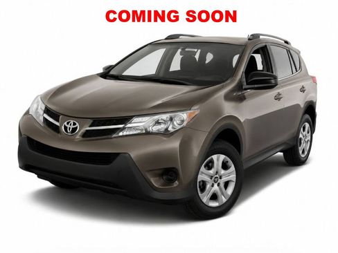 Used 2015 Toyota RAV4 LE FWD image 1