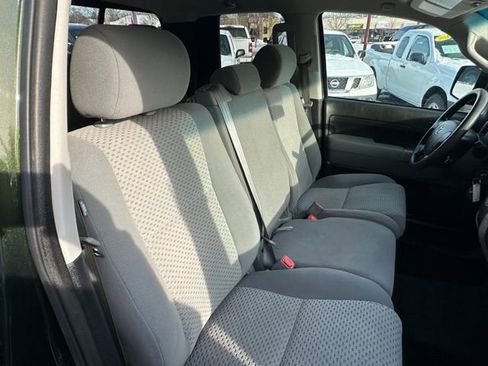 Used 2012 Toyota Tundra 4x4 Double Cab image 22