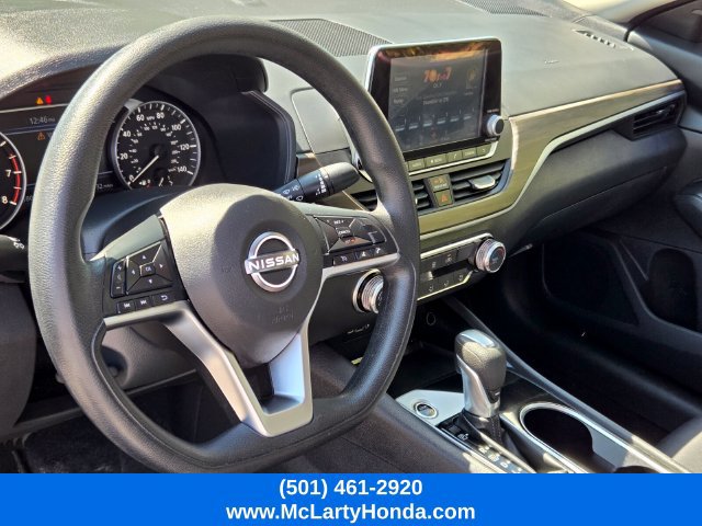 Used 2024 Nissan Altima 2.5 SV FWD image 8