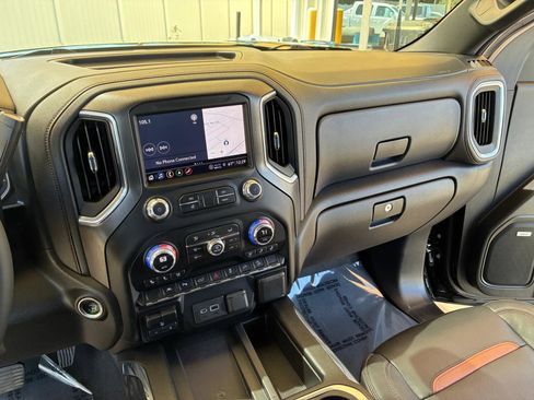 Used 2022 GMC Sierra 1500 AT4 w/ AT4 Premium Package image 20