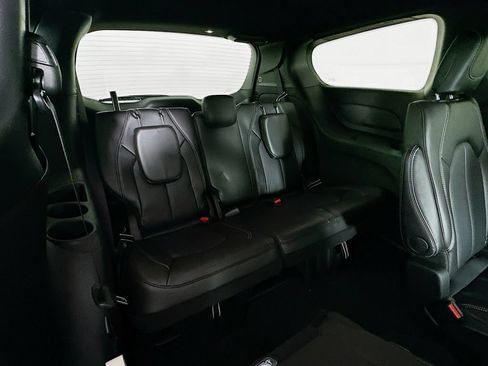 New 2026 Chrysler Pacifica Select w/ S Appearance Package AWD/4WD image 33