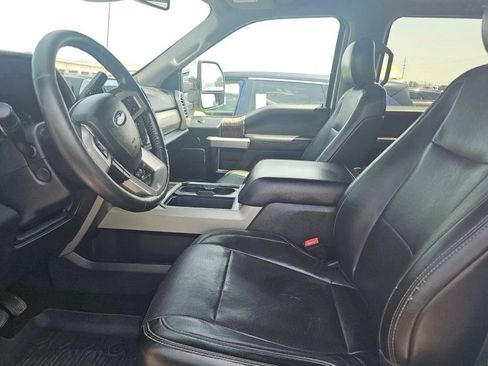 Used 2017 Ford F350 Lariat w/ Lariat Ultimate Package AWD/4WD image 6