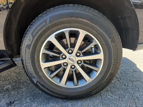 Used 2019 Ford Expedition Max XLT AWD/4WD image 11