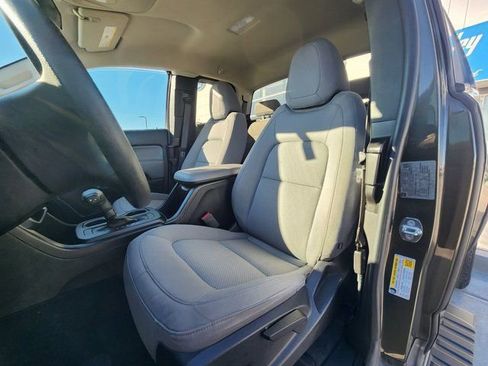 Used 2018 Chevrolet Colorado W/T w/ WT Convenience Package image 11