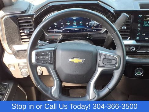 Used 2024 Chevrolet Silverado 1500 LT AWD/4WD image 18